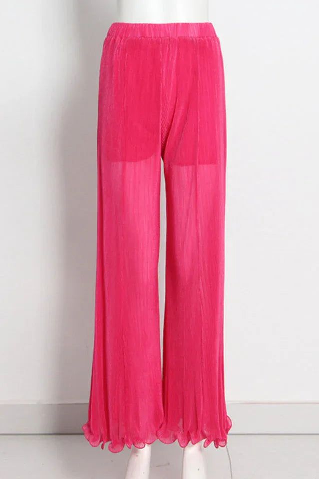 pink pleated wide-leg pants displayed on a mannequin