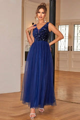 Floor-length sequin party dress with V-neckline - View 6 | TEVQA