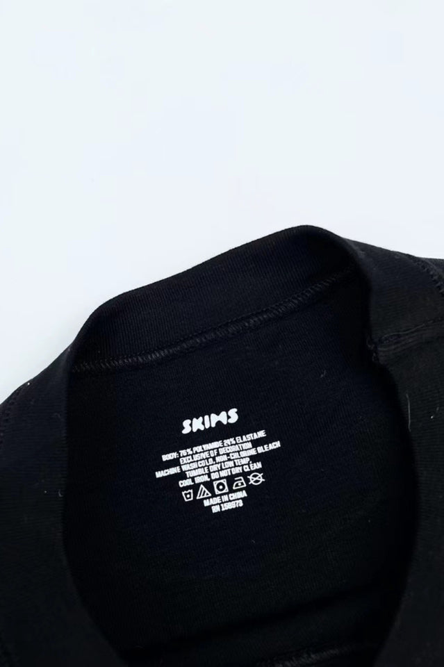 Fits Everybody Long Sleeve T-Shirt | Dress In Beauty