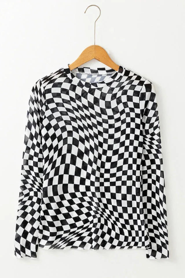Black and white wavy checkered mesh top - View 6 | TEVQA