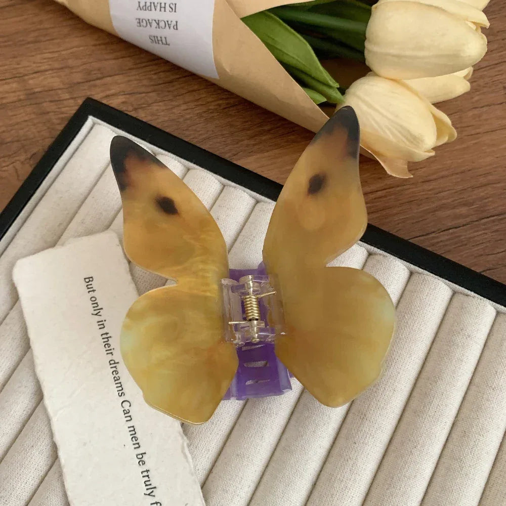Ethereal 3D Lifelike Butterfly Hair Claw - View 6 | TEVQA