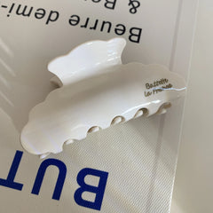 3.4 Inch Wavy Acetate Hair Claw - Minimalist Cloud Shape Clip