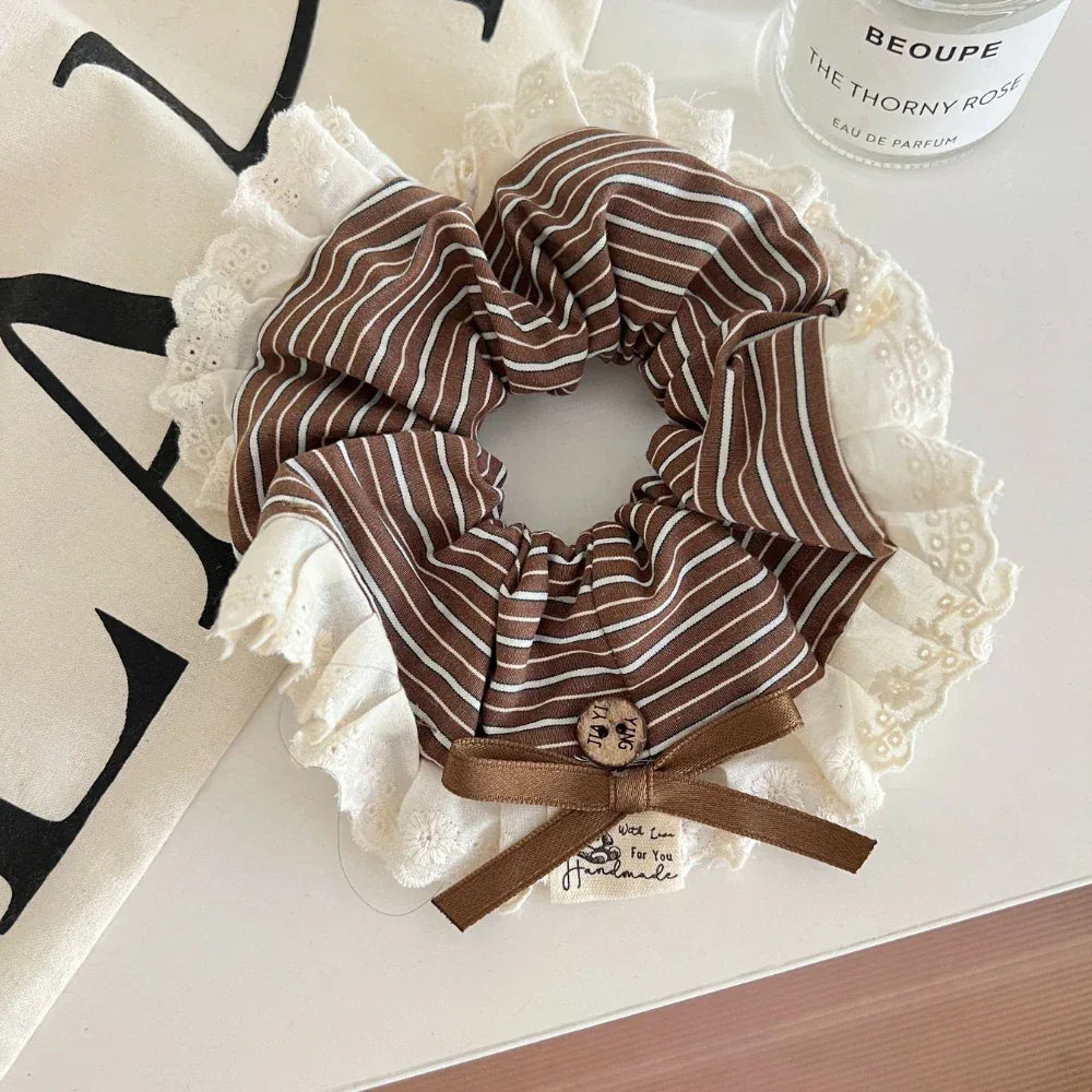 Classic preppy stripe scrunchie - View 11 | TEVQA