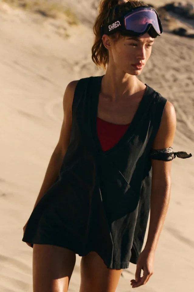 Relaxed V-neck tunic tank top - View 11 | TEVQA