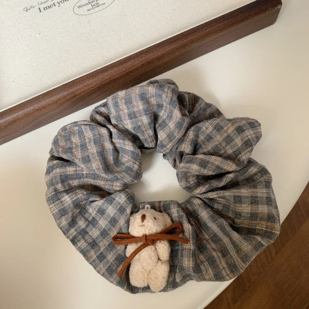 Oversized plaid scrunchie with knit charm - View 11 | TEVQA