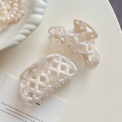 Large beige acetate hair claw clip with woven lattice design - View 10 | TEVQA