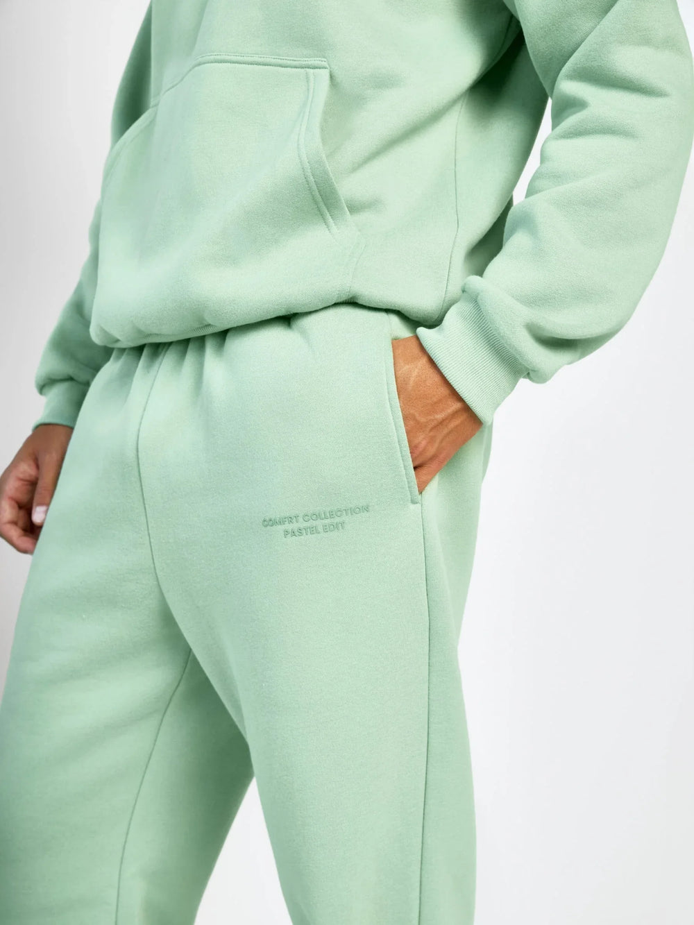 Comfortable fleece joggers with elastic waistband - View 59 | TEVQA