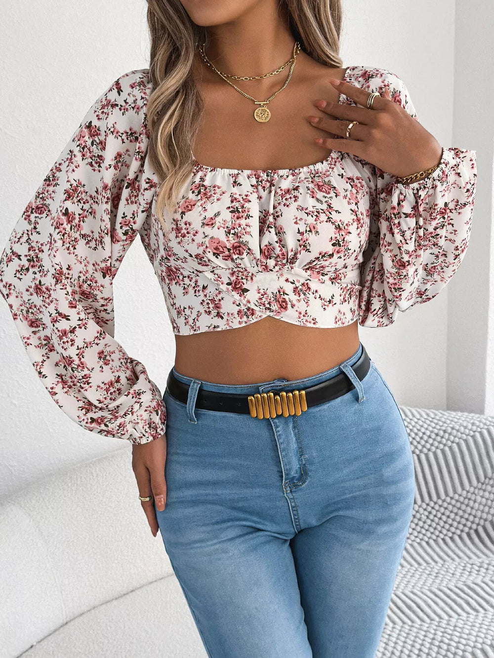 Romantic White Floral Lantern Sleeve Crop Top - TEVQA