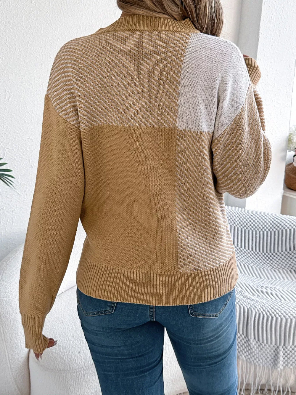 Modern Geometric Khaki Knit Sweater - TEVQA