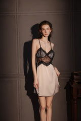 Scarlett Vintage Satin & Lace 2-Piece Robe Set