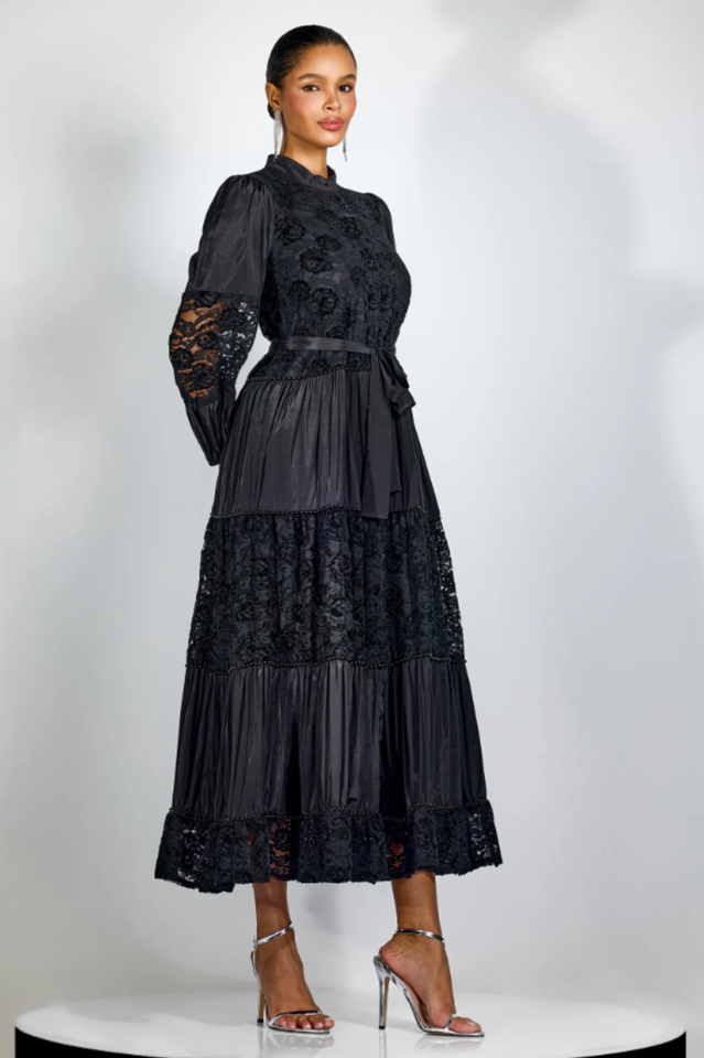 Quenna Lace Panel Midi Dress | Dress In Beauty