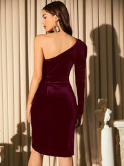 Emerald velvet one-shoulder ruched midi dress - View 7 | TEVQA