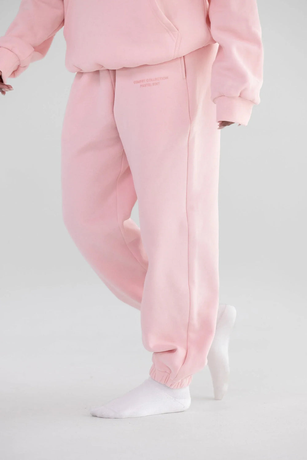 Comfortable fleece joggers with elastic waistband - View 17 | TEVQA