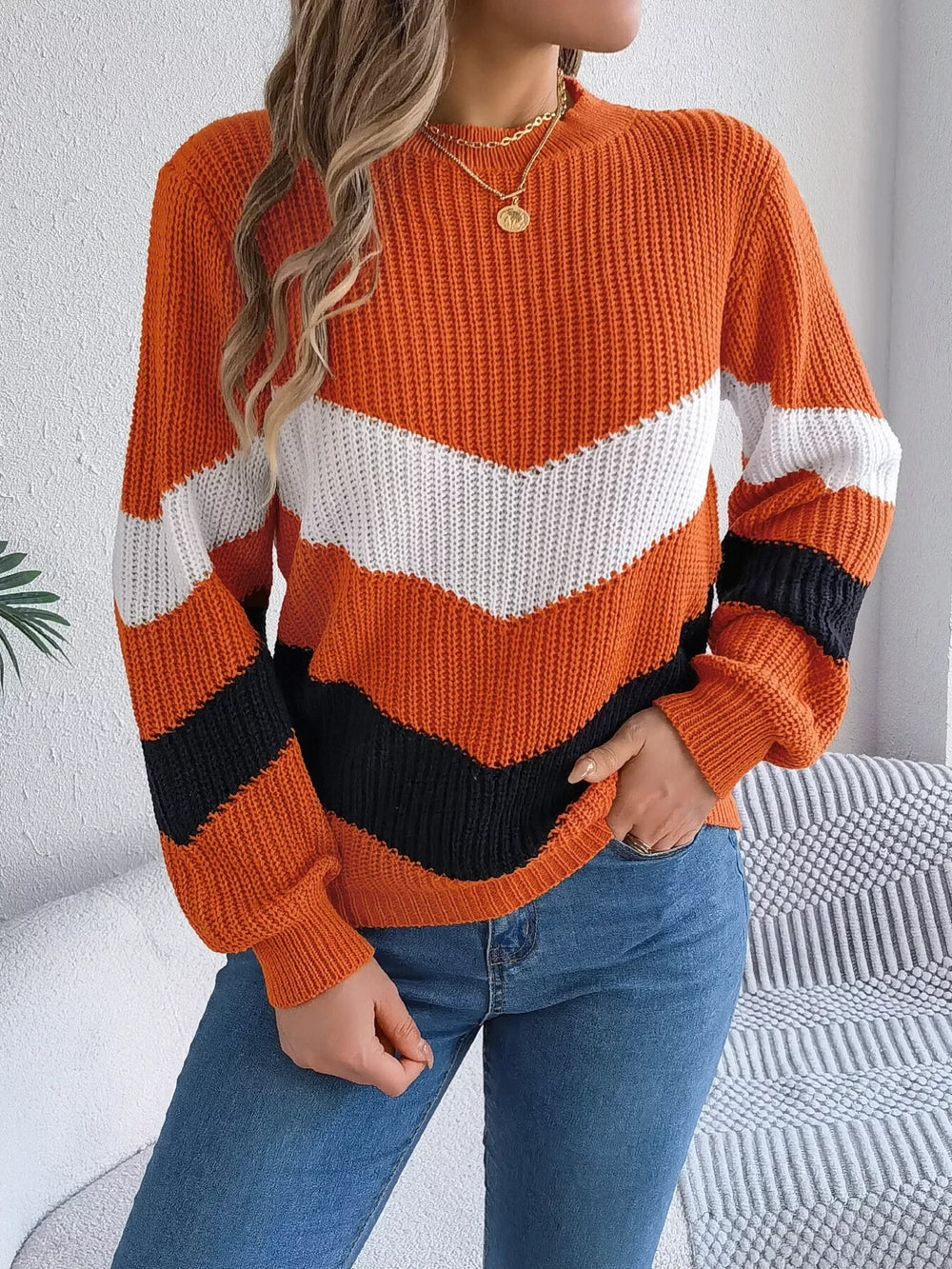 Women's Color Block Chevron Knit Sweater - TEVQA