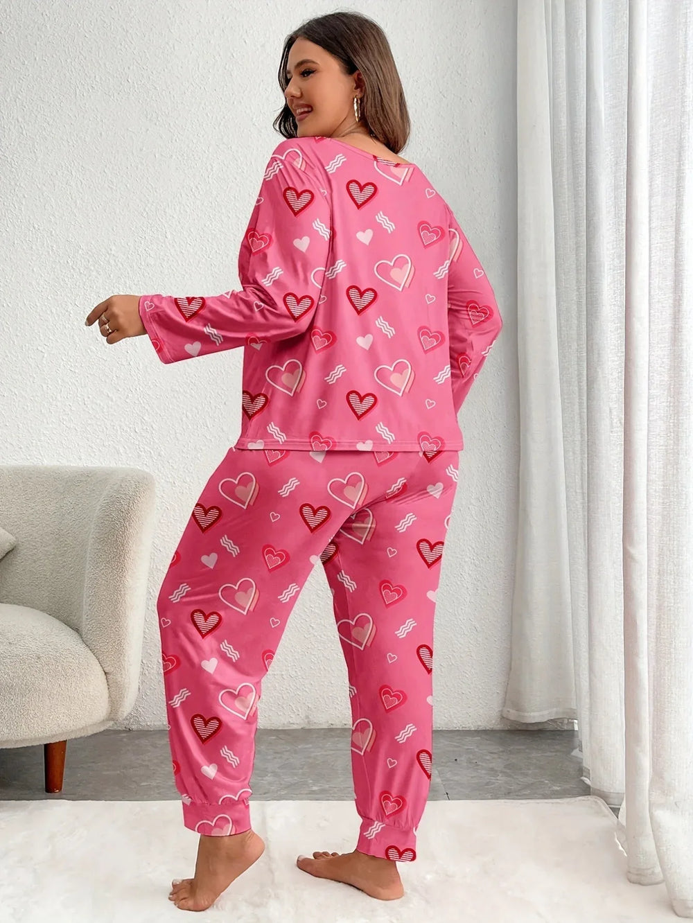 Plus Size Pink Heart Print Jogger Pajama Set - TEVQA