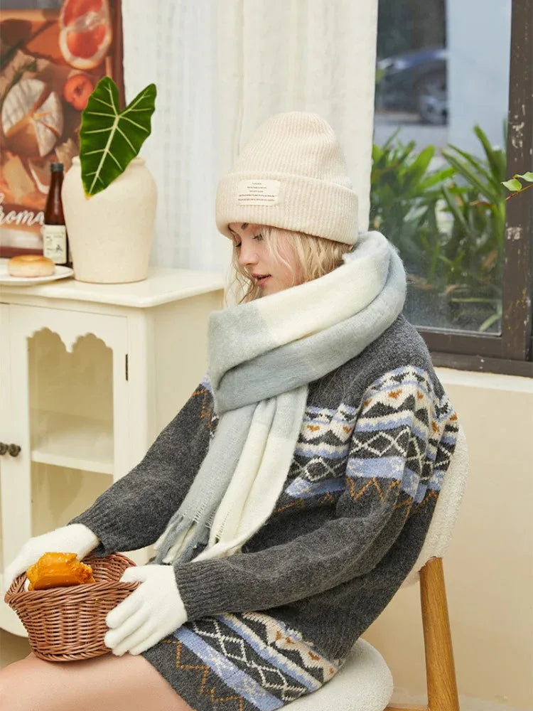 Oversized ombre scarf with soft texture - View 6 | TEVQA