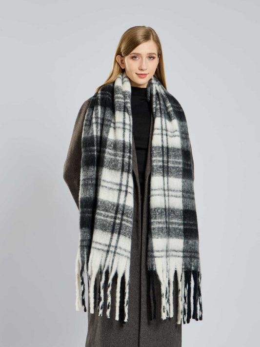 Women's Extra-Long Plaid Scarf Black & White Tartan Faux Mohair Wrap