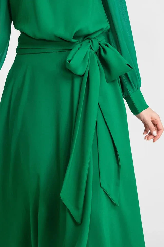 Green midi dress with long sleeves and belt - View 8 | TEVQA