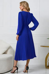 V-neck Pleated Midi Dress - View 15 | TEVQA