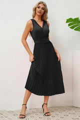 Pleated Sleeveless Dress with Belt - Tevqa