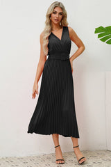 Pleated Sleeveless Dress with Belt - Tevqa