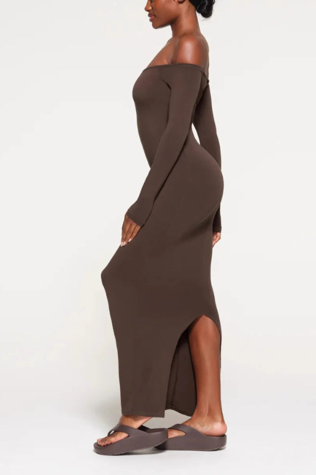 New Vintage Off-The-Shoulder Maxi Dress | Dress In Beauty