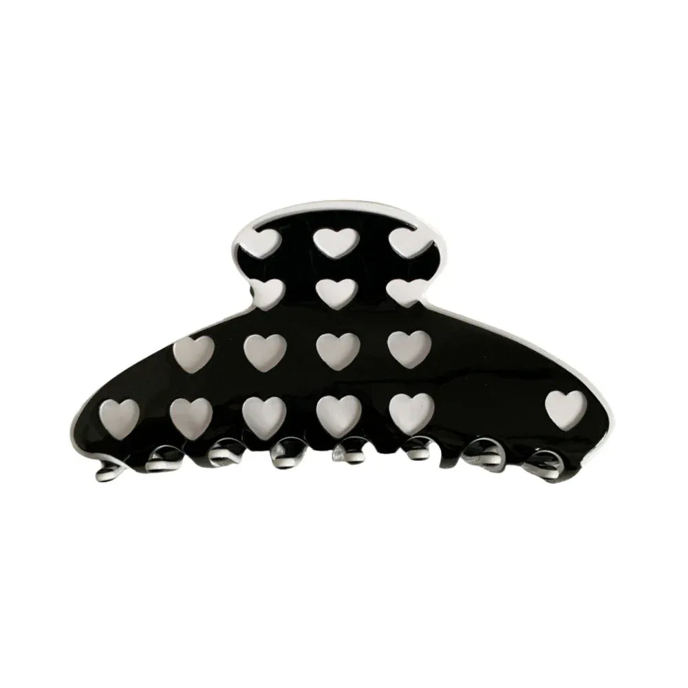 black and white heart pattern claw clip