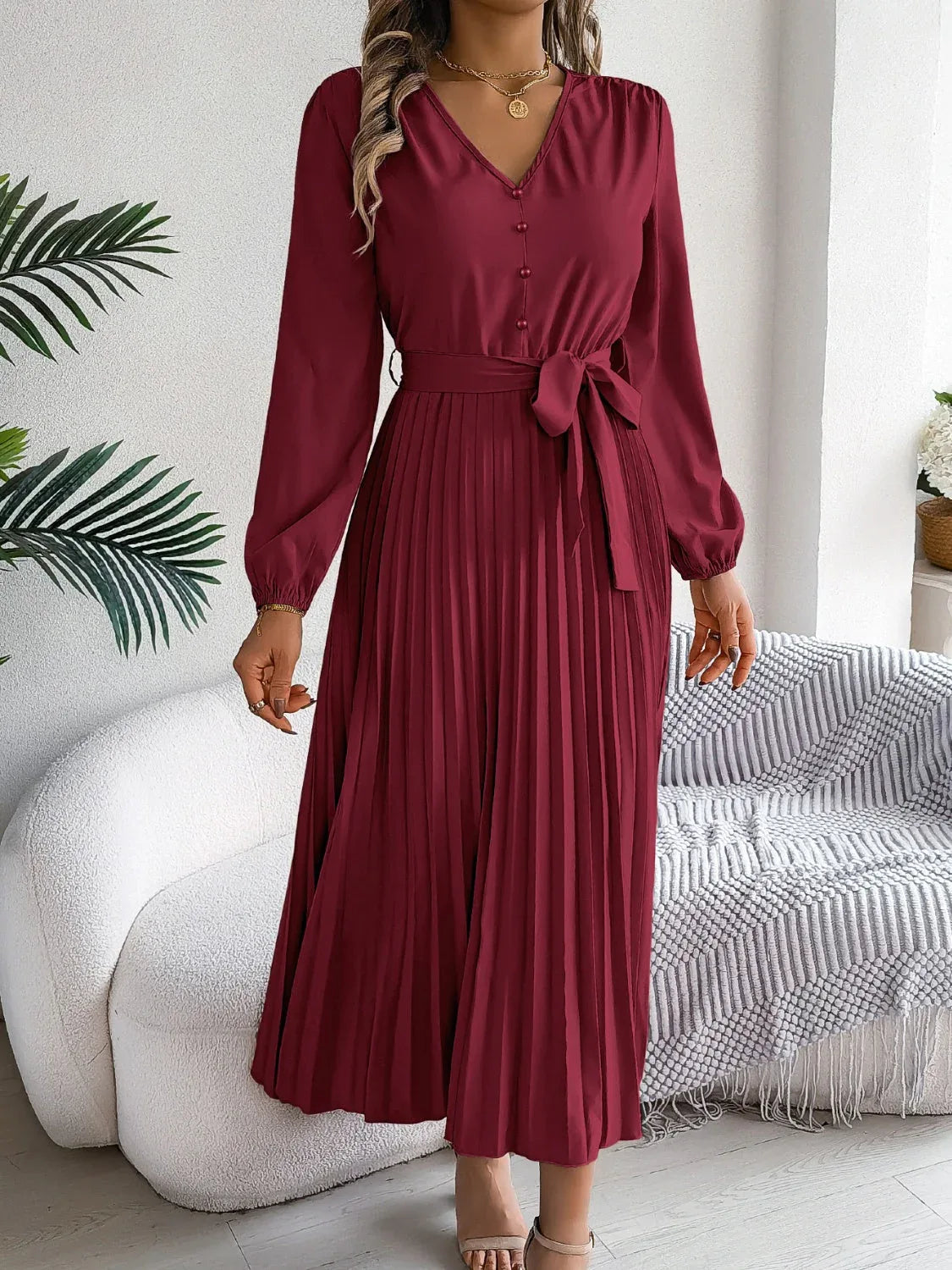 Vintage Khaki V-Neck Pleated Maxi Dress - TEVQA