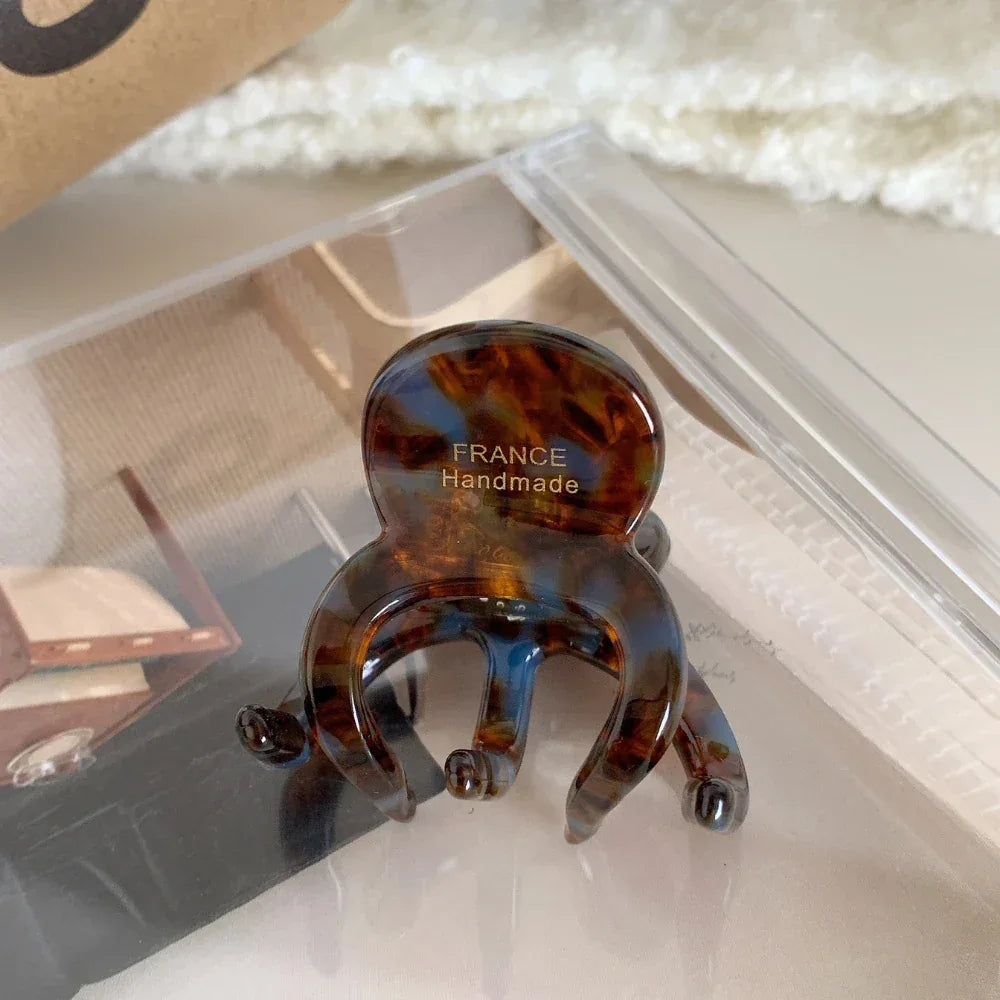 Small Acetate Octopus Hair Clip - View 13 | TEVQA