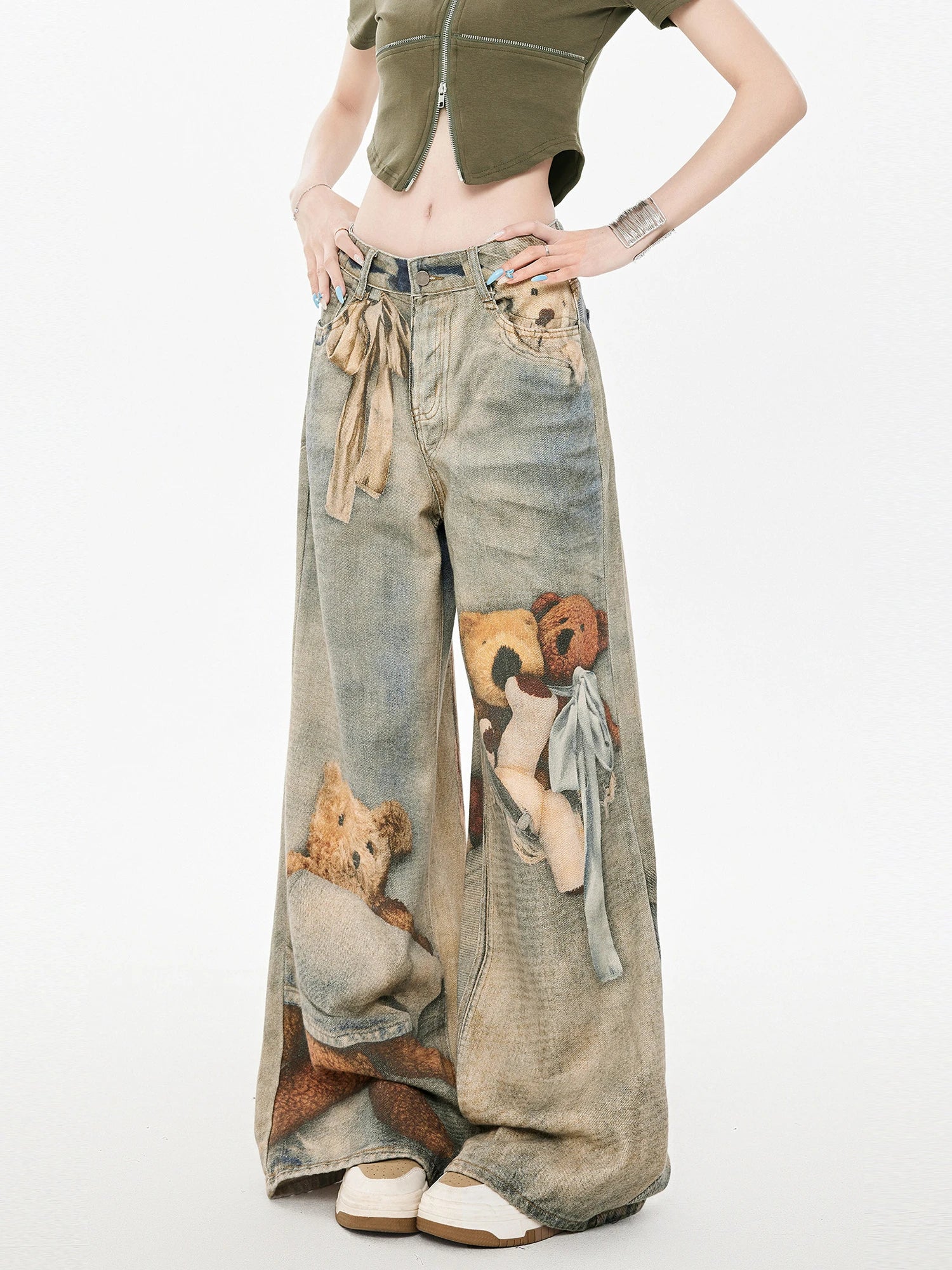 Wide leg distressed jeans with bear print - View 6 | TEVQA