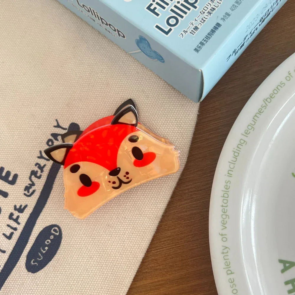Small animal-shaped hair claw clip made from multicolor cellulose acetate with a glossy finish - View 7 | TEVQA