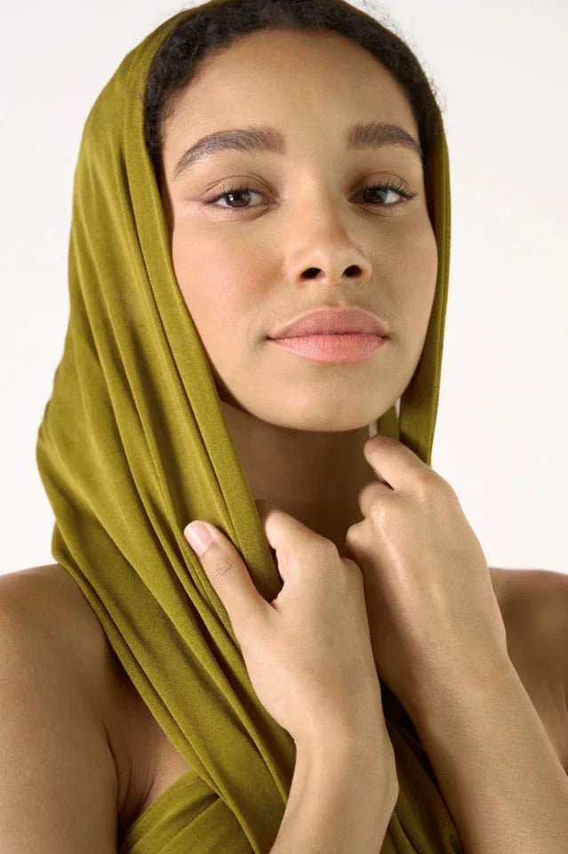 Ruched Maxi Dress with Headscarf - View 21 | TEVQA