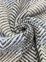 Geometric Chevron Batwing Sleeve Sweater - View 7 | TEVQA