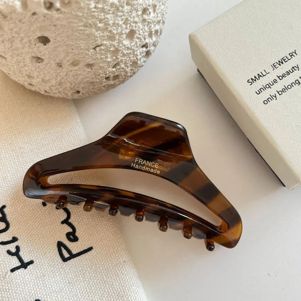 French Design Cutout Acetate Hair Clip - View 6 | TEVQA
