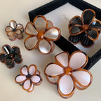 Tortoise Trim Floral Hair Claw Clip - Retro 60s Flower Accessory - TEVQA