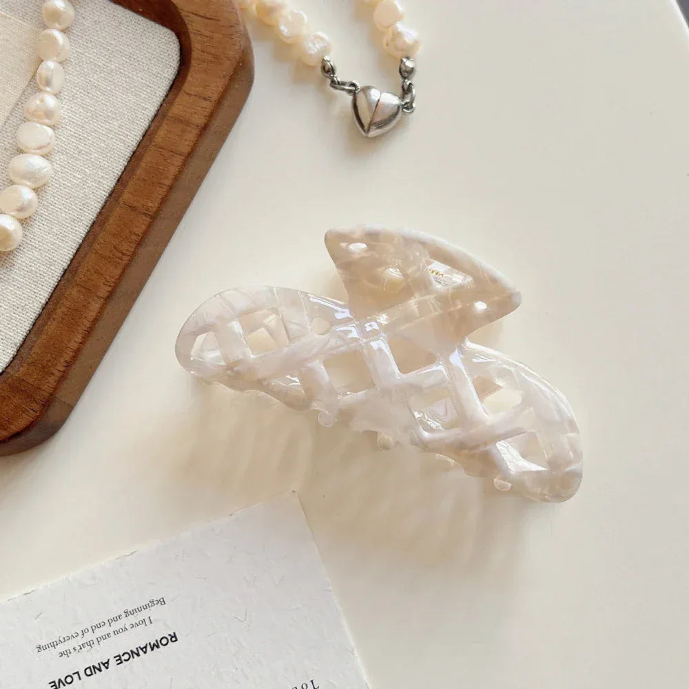 Large beige acetate hair claw clip with woven lattice design - View 7 | TEVQA