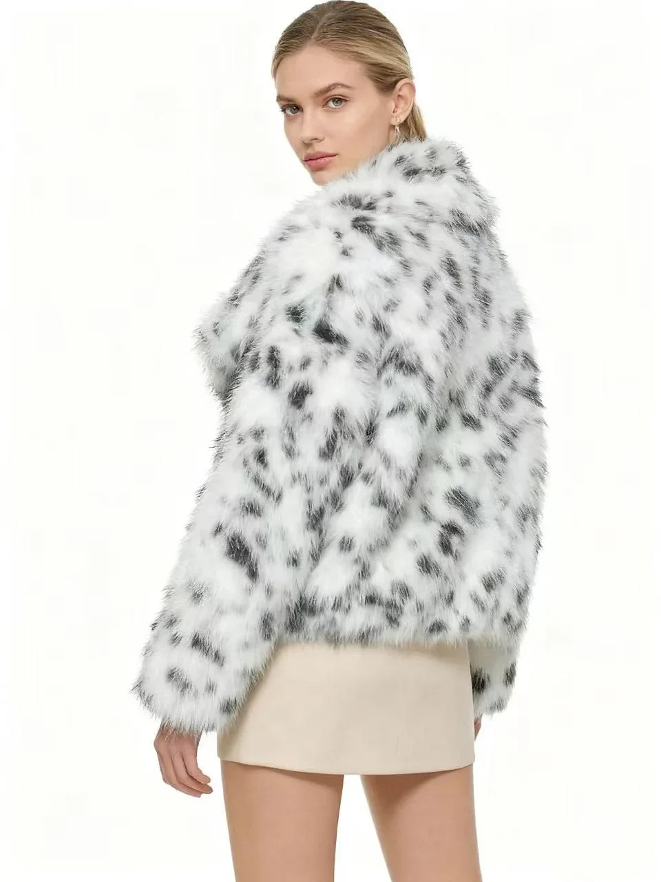 Snow Leopard Faux Fur Jacket - View 6 | TEVQA