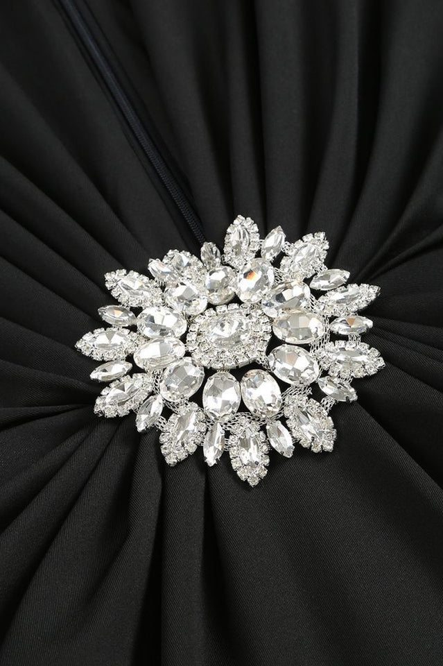 Cutout Crepe V-Neck Dress | Dress In Beauty