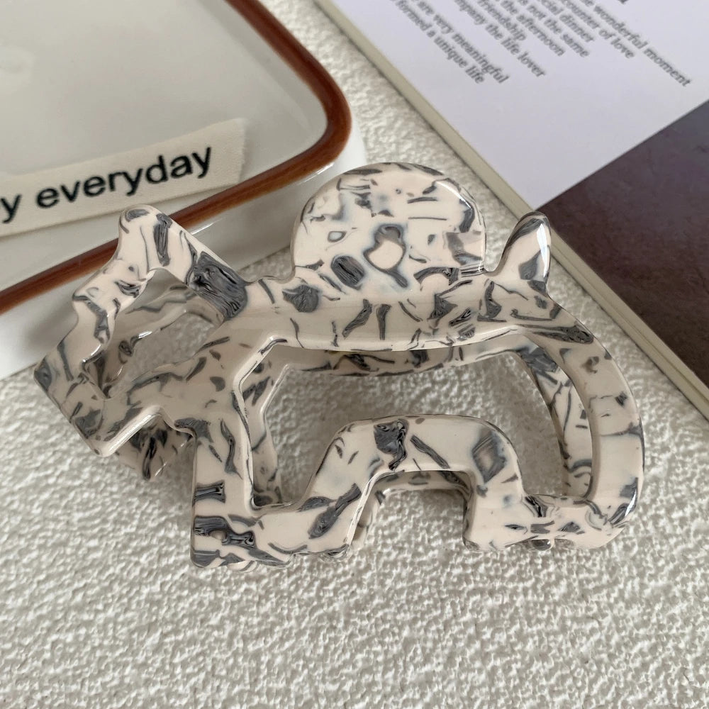Acetate Dog Outline Hair Claw Clip (3.3 Inch)