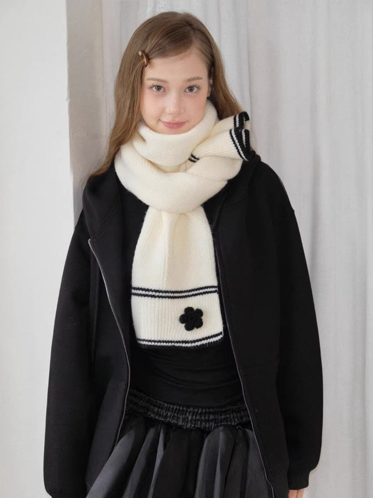 Soft Floral Striped Thick Knit Scarf