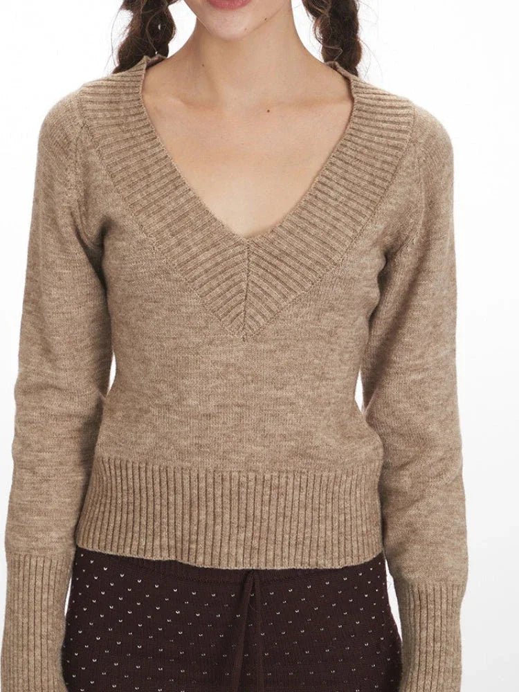 V-neck knit pullover sweater in camel - View 6 | TEVQA