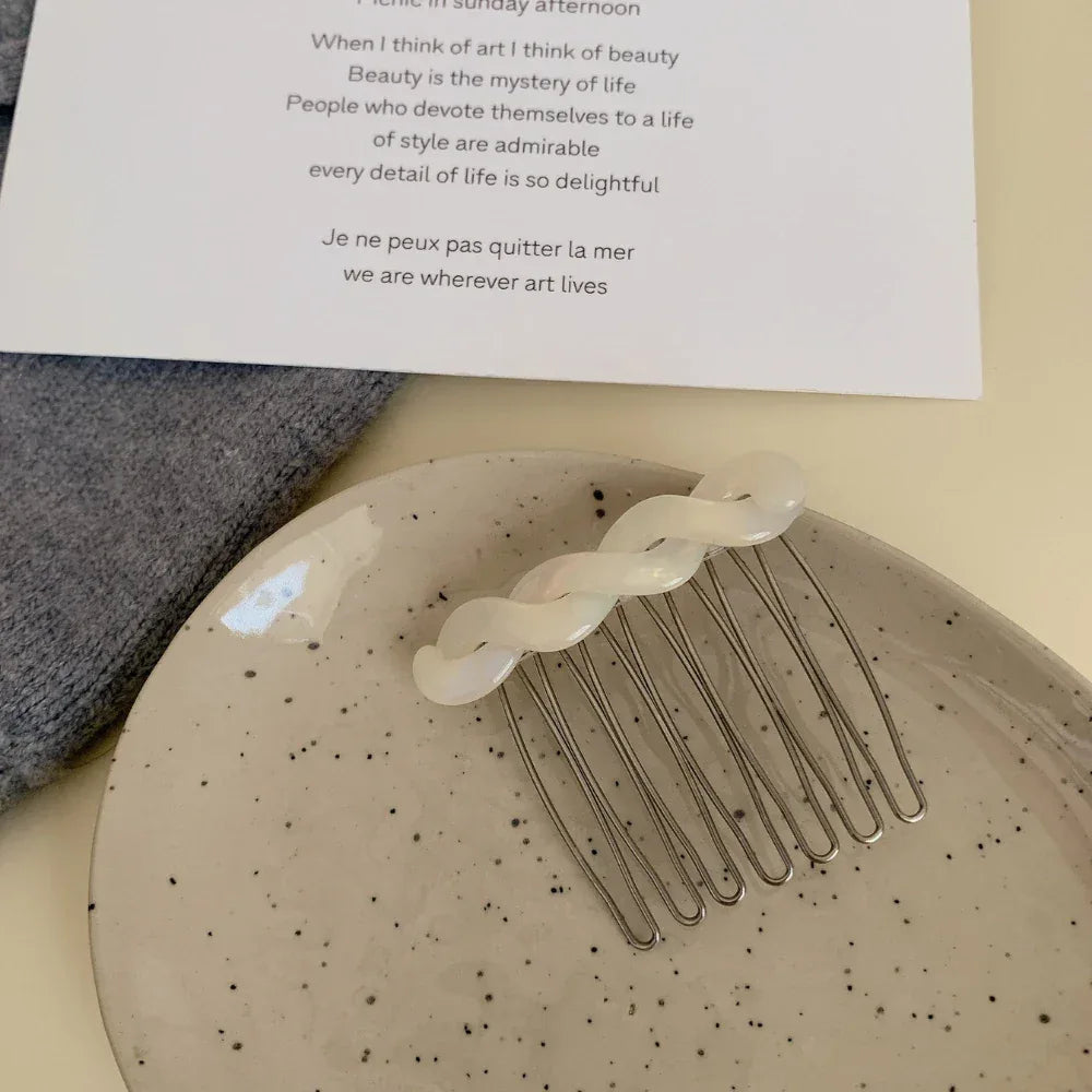 Acetate hair comb with twisted design - View 7 | TEVQA