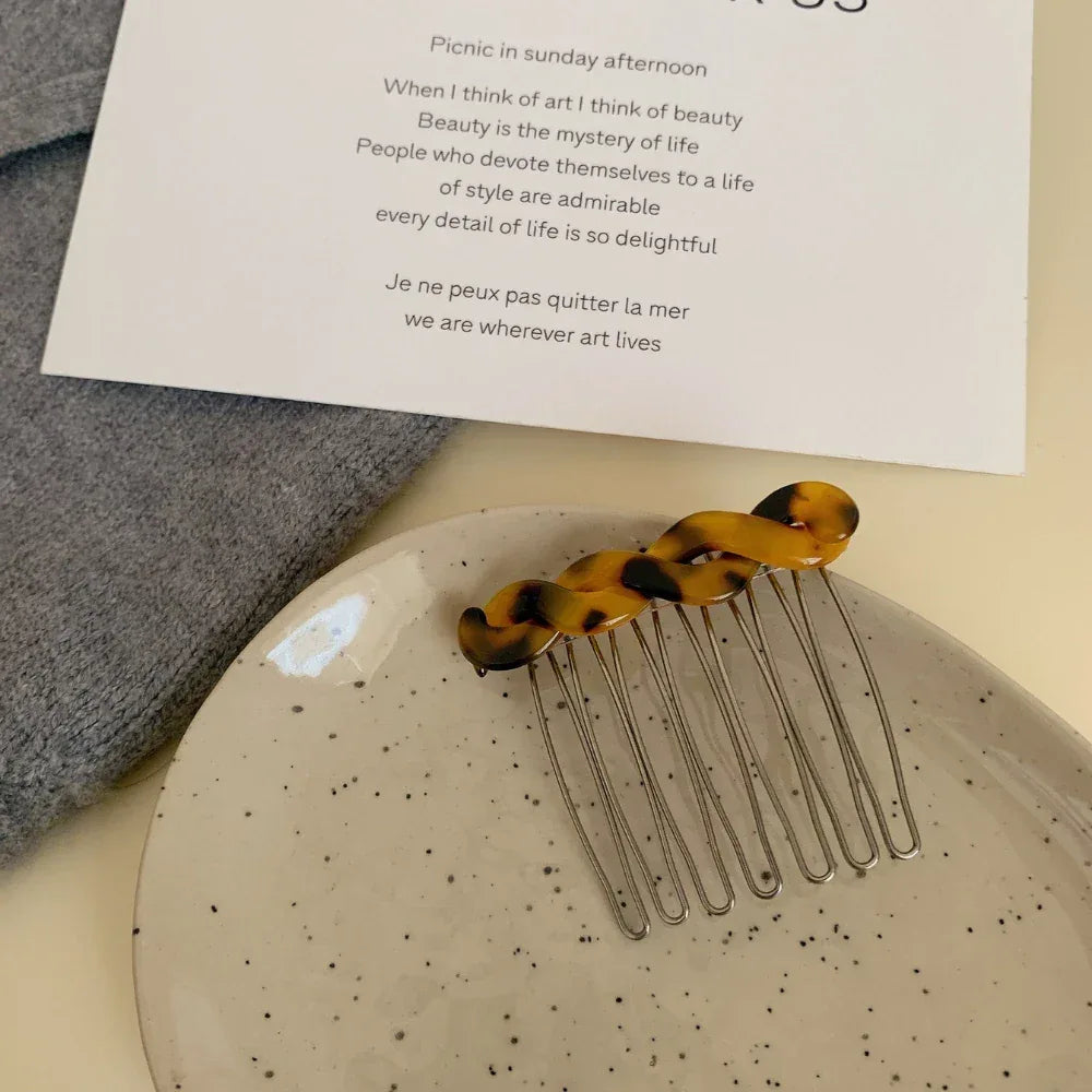 Acetate hair comb with twisted design - View 10 | TEVQA