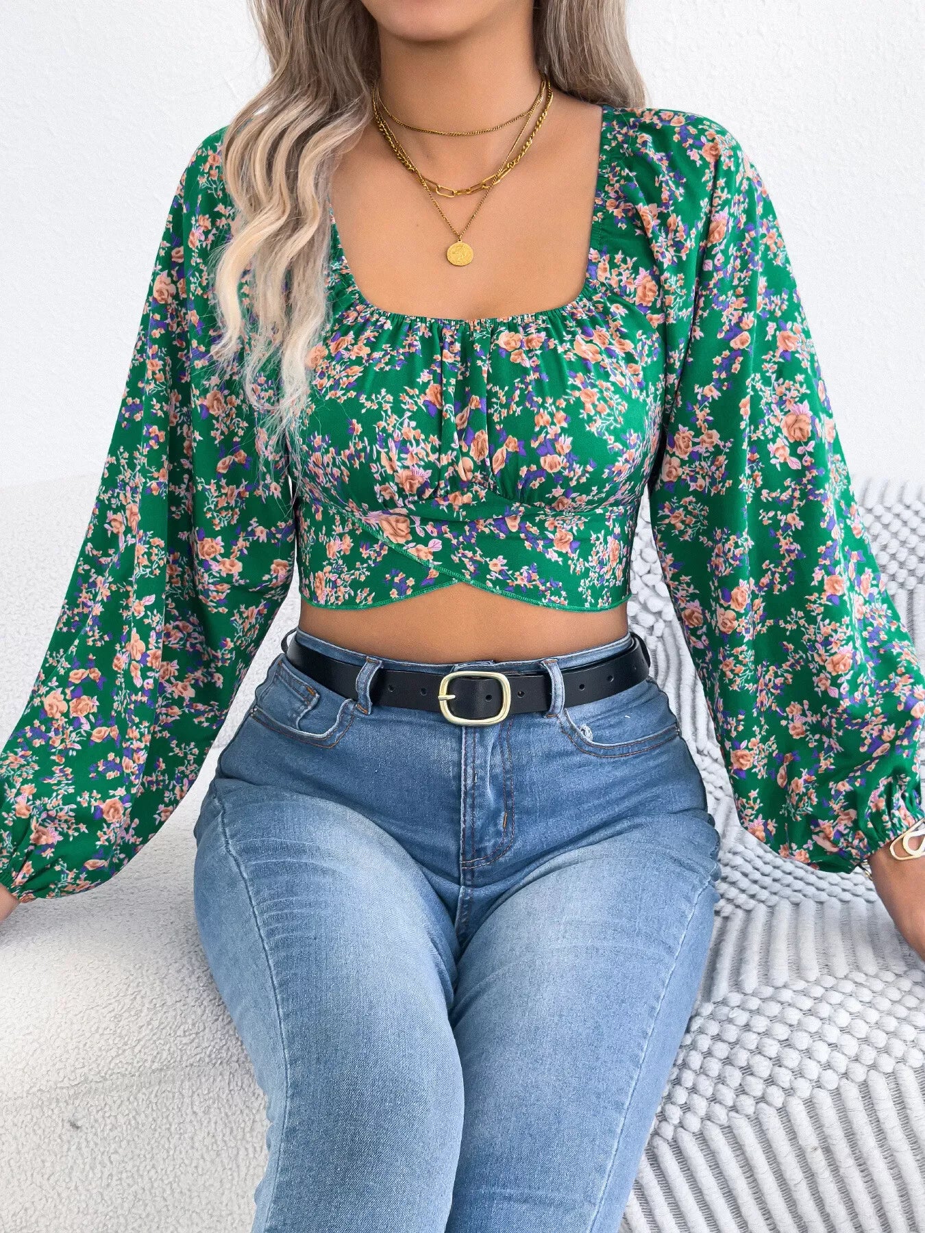 Romantic White Floral Lantern Sleeve Crop Top - TEVQA