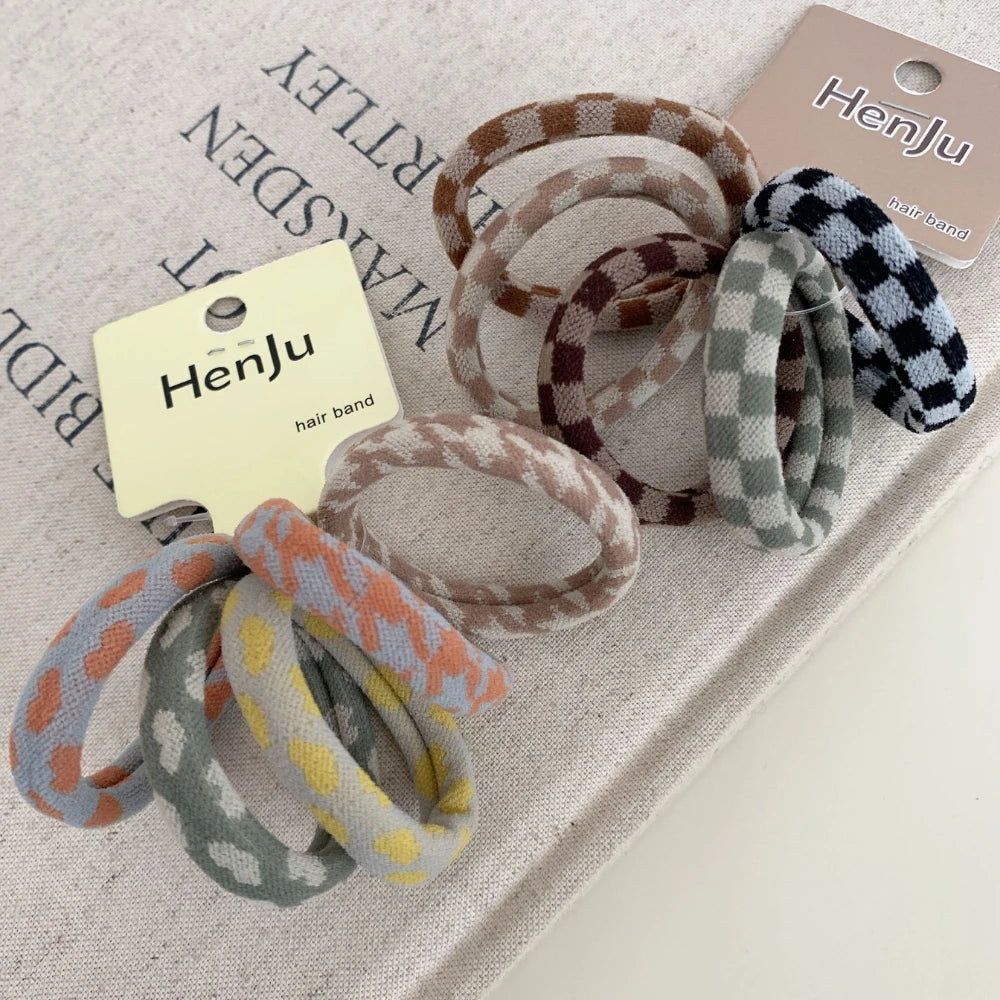 5-Pack Checkered Terry Cloth Hair Ties - Seamless Strong Hold