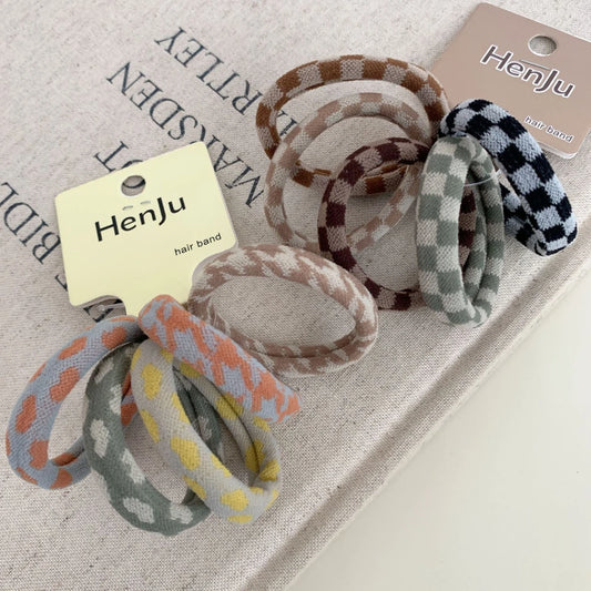 5-Pack Checkered Terry Cloth Hair Ties - Seamless Strong Hold