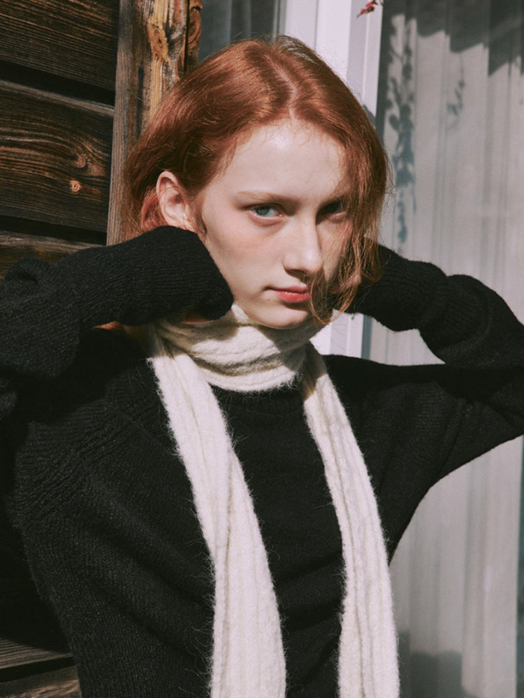 Wool Blend Cable Knit Skinny Scarf