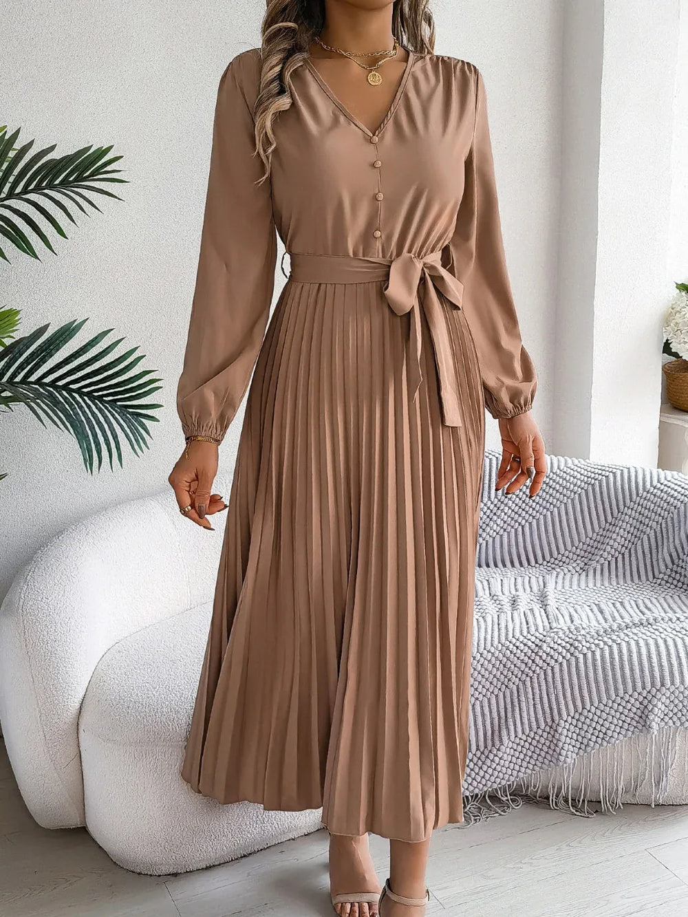 Vintage Khaki V-Neck Pleated Maxi Dress - TEVQA
