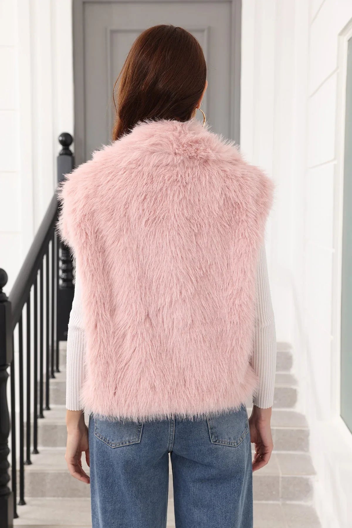 Oversized Lapel Faux Fur Vest - View 26 | TEVQA
