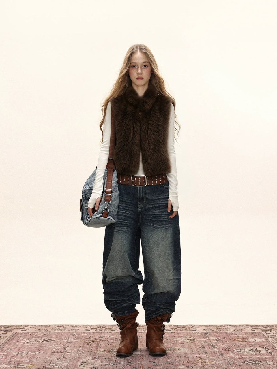 Women's Faux Fox Fur Stand Collar Winter Vest Secondary image
